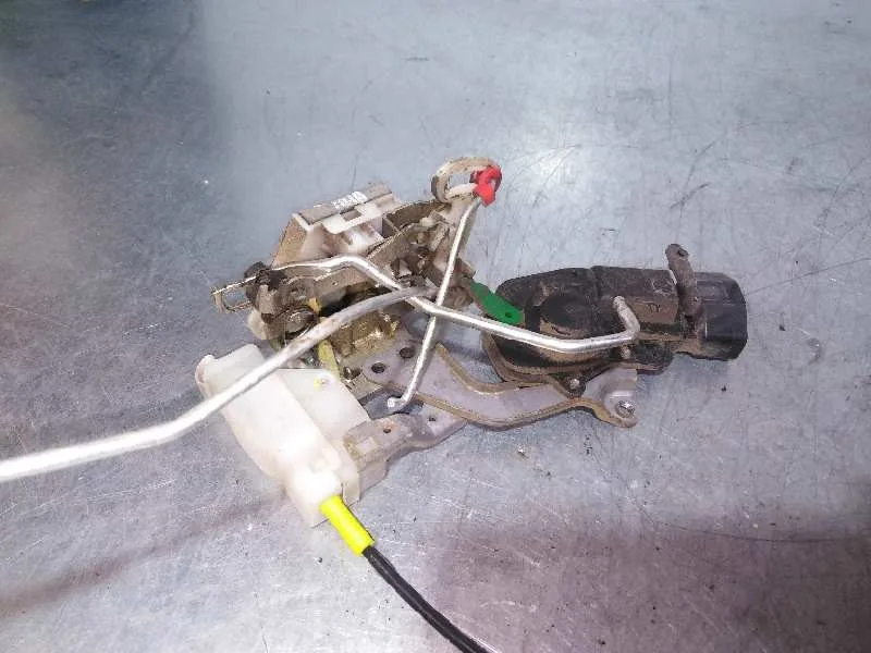 Cerradura Puerta Delantera Izquierda para Toyota Aygo (Kgb/Wnb)
