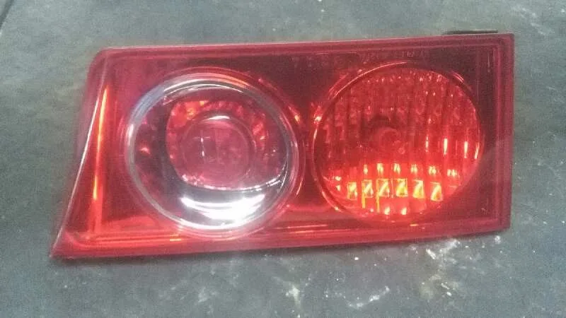 Piloto Trasero Izquierdo Interior para Honda Accord Berlina (Cl/Cn)