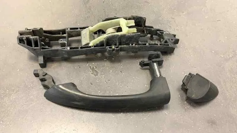 Maneta Exterior Trasera Izquierda para Mercedes-Benz Clase C (W203) Berlina