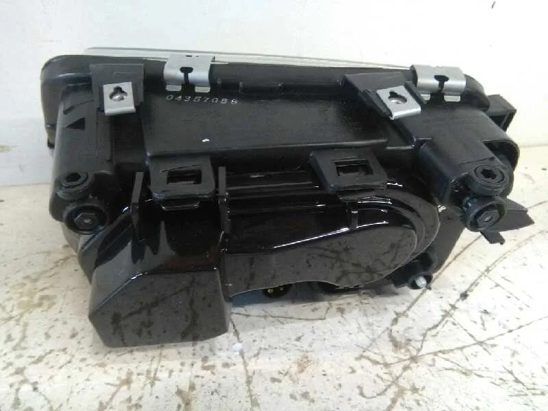 Faro Derecho para Audi A3 (8L)