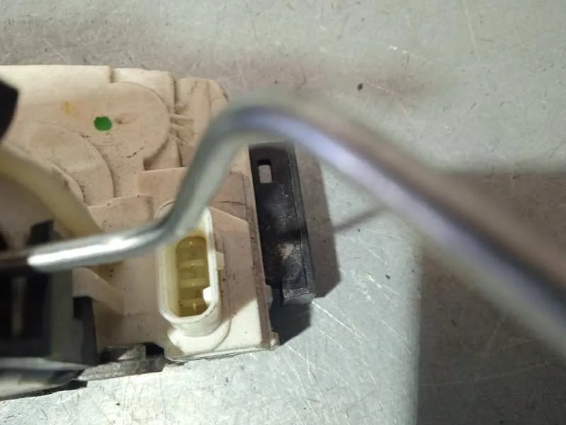 Cerradura Puerta Trasera Derecha para Mercedes-Benz Clase B (W246)