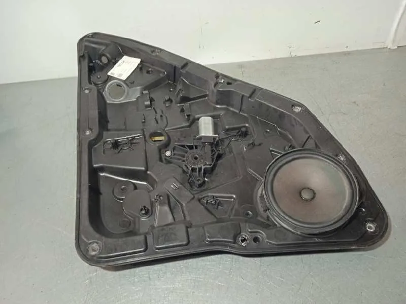 Elevalunas Trasero Derecho para Mercedes-Benz Clase B (W246)