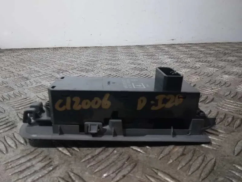 Mando Elevalunas Delantero Izquierdo para Mitsubishi Colt Berlina 5 (Z30A)