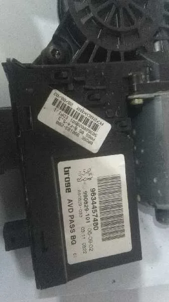 Motor Elevalunas Delantero Derecho para Peugeot 307 Break / Sw (S1)