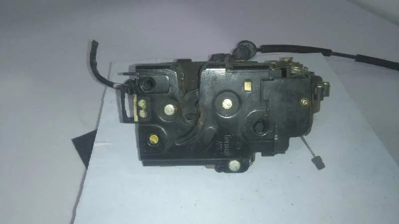 Cerradura Puerta Delantera Derecha para Volkswagen New Beetle (9C1/1C1)