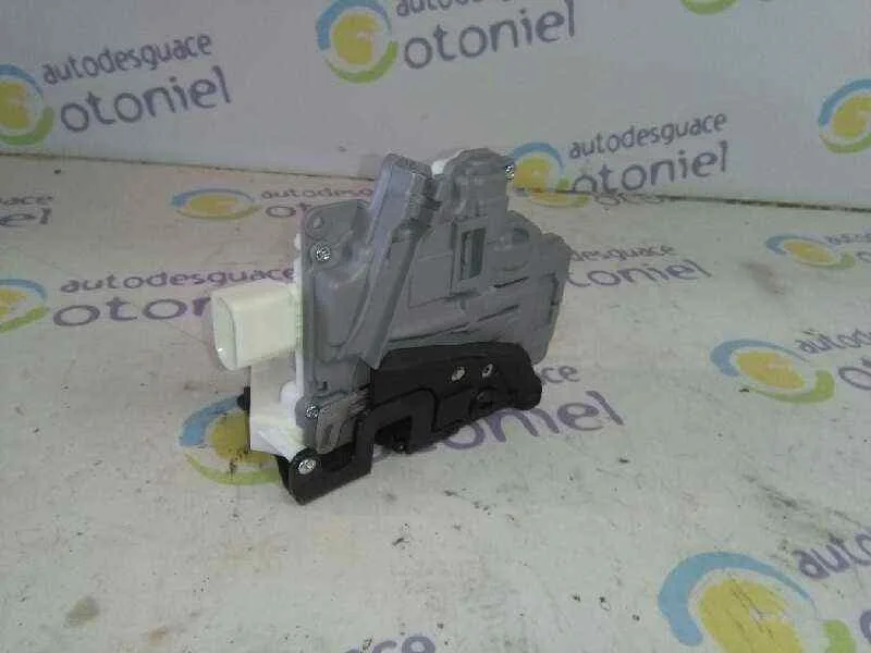 Cerradura Puerta Trasera Derecha para Audi A3 (8P)