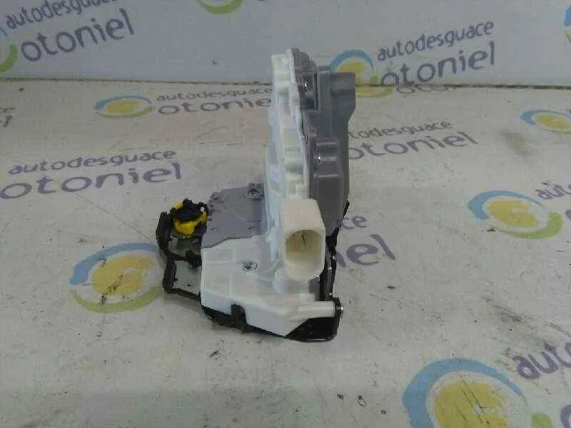 Cerradura Puerta Trasera Derecha para Audi A3 (8P)
