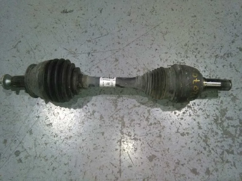Transmision Delantera Izquierda para Mercedes-Benz Clase Gla (W156)