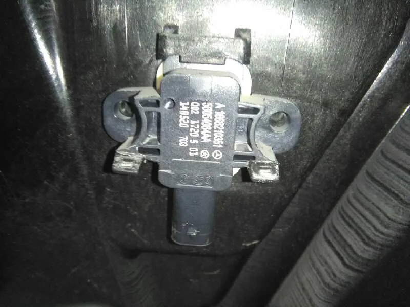 Elevalunas Delantero Izquierdo para Mercedes-Benz Clase Gla (W156)