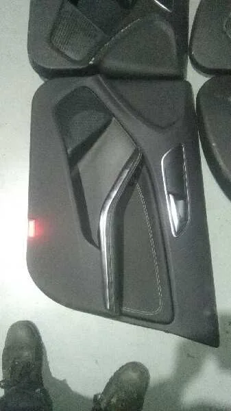 Juego Tapizados / Cartoneras para Mercedes-Benz Clase Gla (W156)