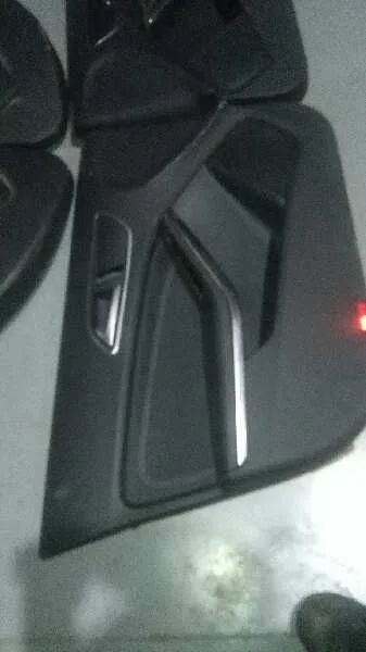 Juego Tapizados / Cartoneras para Mercedes-Benz Clase Gla (W156)
