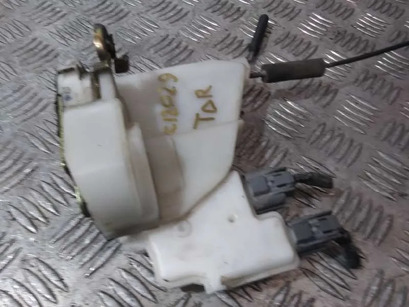 Cerradura Puerta Trasera Derecha para Honda Accord Berlina (Cl/Cn)
