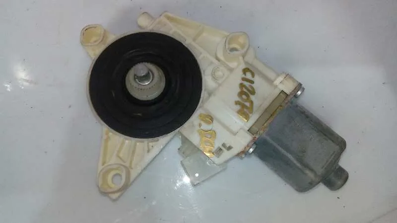 Motor Elevalunas Delantero Derecho para Mercedes-Benz Clase Gla (W156)