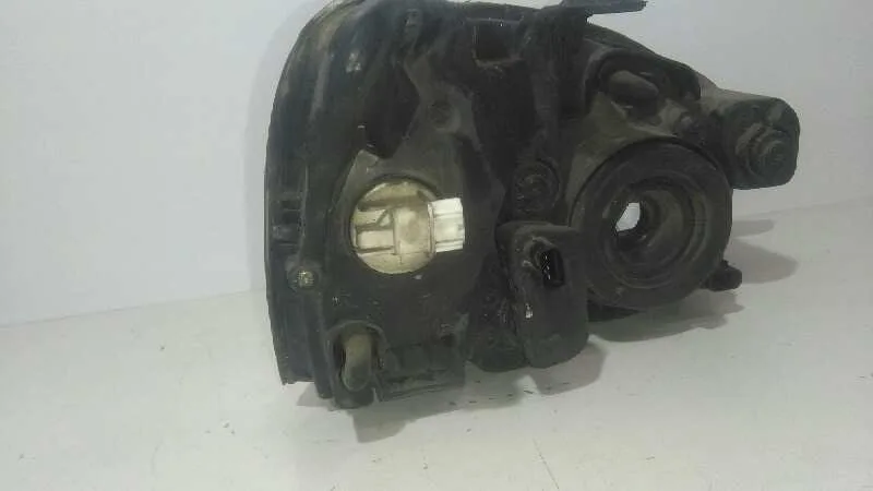 Faro Izquierdo para Hyundai Getz (Tb)
