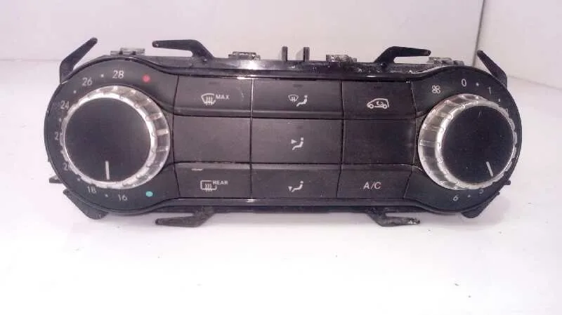 Mando Climatizador para Mercedes-Benz Clase Gla (W156)