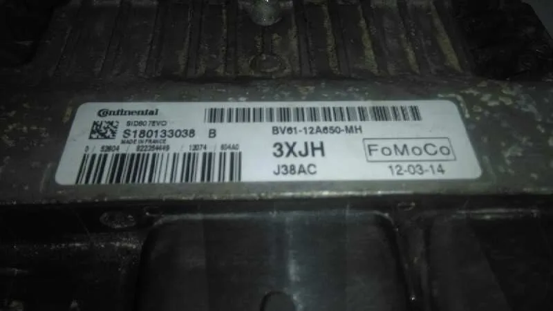 Centralita Motor Uce para Ford Focus Lim. (Cb8)