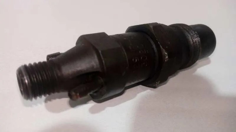 Inyector para Volkswagen Polo Berlina (6N1)