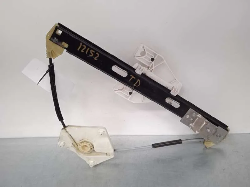 Elevalunas Trasero Derecho para Seat Leon (5F1)