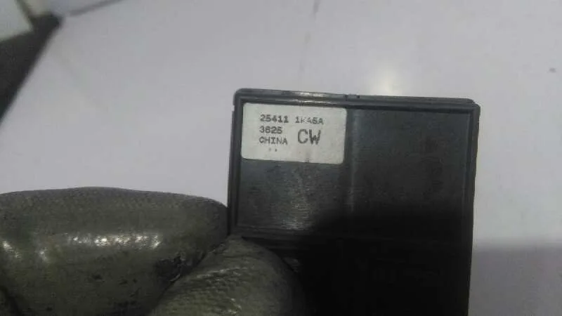 Mando Elevalunas Delantero Derecho para Nissan Juke (F15)