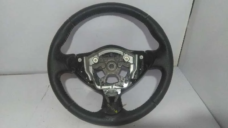 Volante para Nissan Juke (F15)