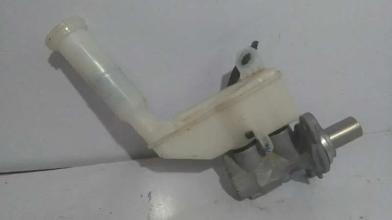 Bomba Freno para Nissan Juke (F15)