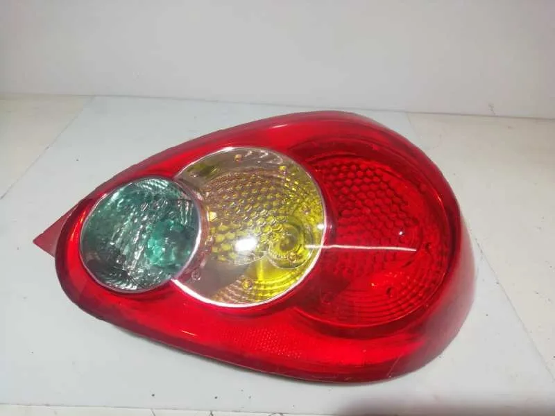 Piloto Trasero Derecho para Toyota Aygo (Kgb/Wnb)