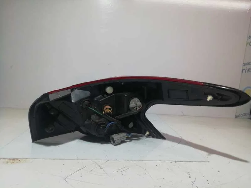 Piloto Trasero Izquierdo para Nissan Micra V (K14)