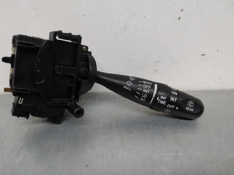 Mando Limpia para Toyota Corolla Verso (E12)