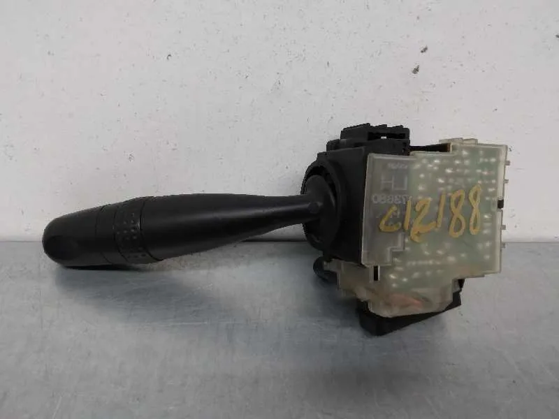 Mando Limpia para Toyota Corolla Verso (E12)