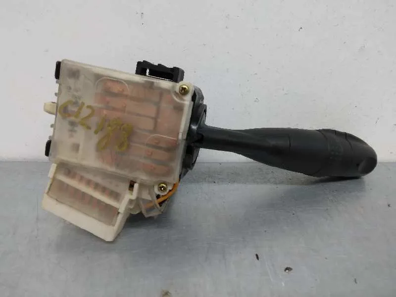 Mando Luces para Toyota Corolla Verso (E12)
