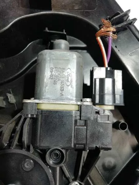 Elevalunas Delantero Derecho para Ford Fiesta (Cb1)