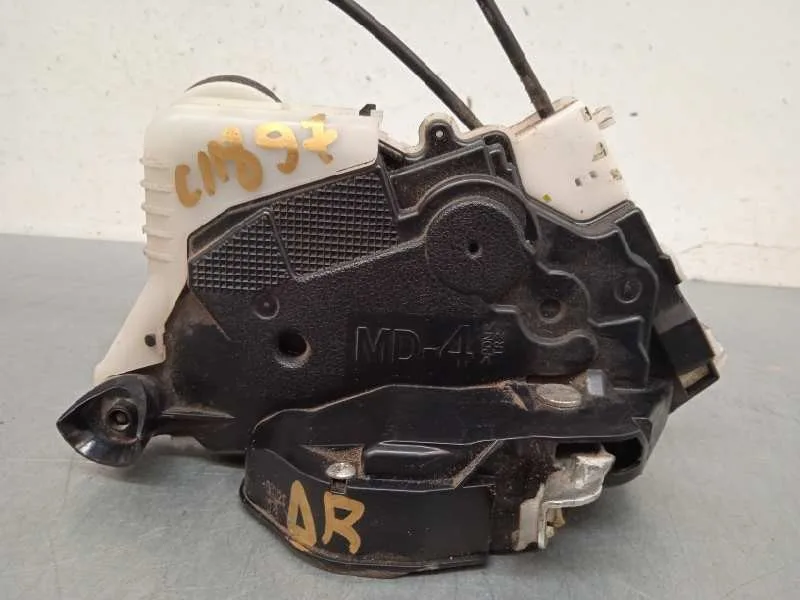 Cerradura Puerta Delantera Derecha para Toyota Prius (Nhw30)