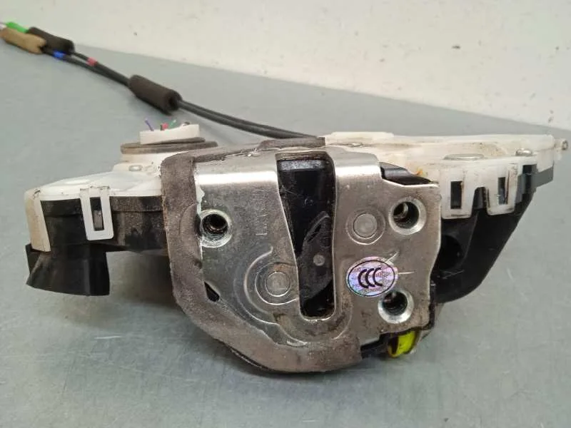 Cerradura Puerta Delantera Izquierda para Toyota Prius (Nhw30)