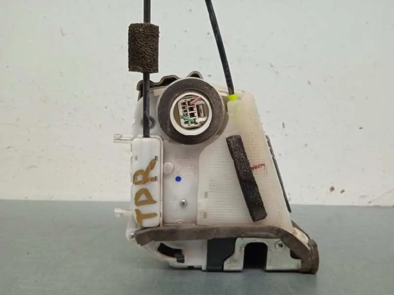 Cerradura Puerta Trasera Derecha para Toyota Prius (Nhw30)