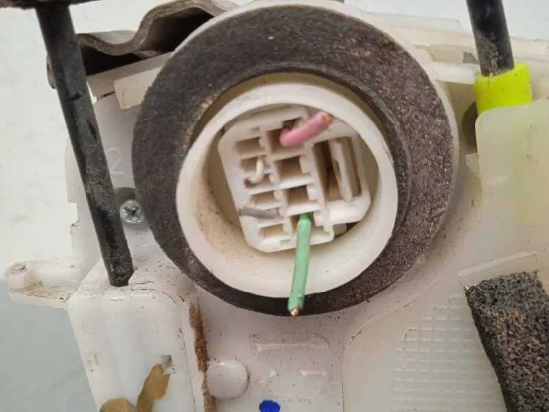 Cerradura Puerta Trasera Derecha para Toyota Prius (Nhw30)