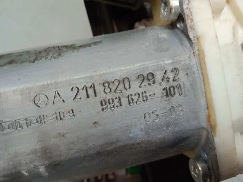 Elevalunas Delantero Izquierdo para Mercedes-Benz Clase E (W211) Berlina
