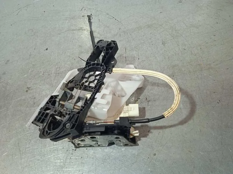 Cerradura Puerta Trasera Derecha para Volkswagen Passat Variant (365)