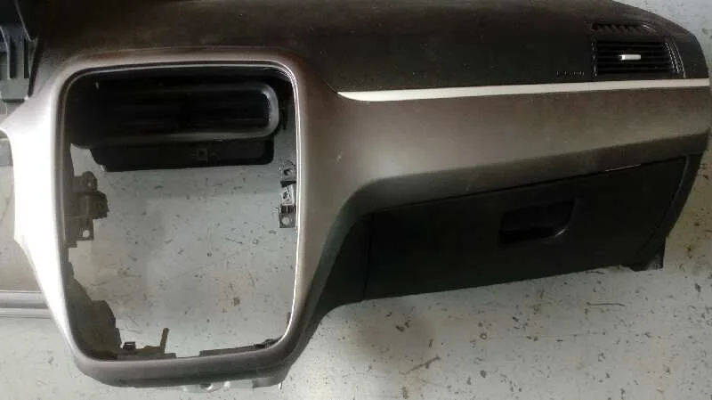 Salpicadero para Fiat Punto (199)