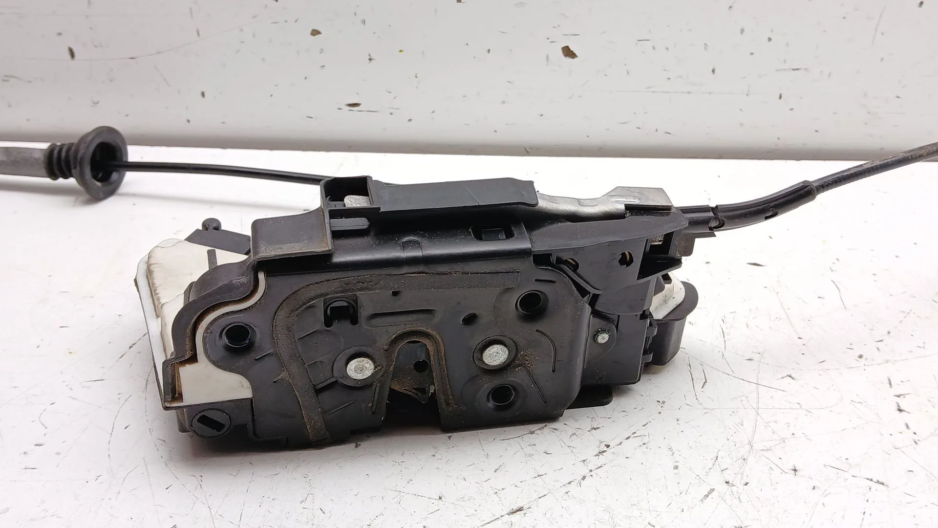 Cerradura Puerta Delantera Derecha para Skoda Octavia Lim. (5E3)