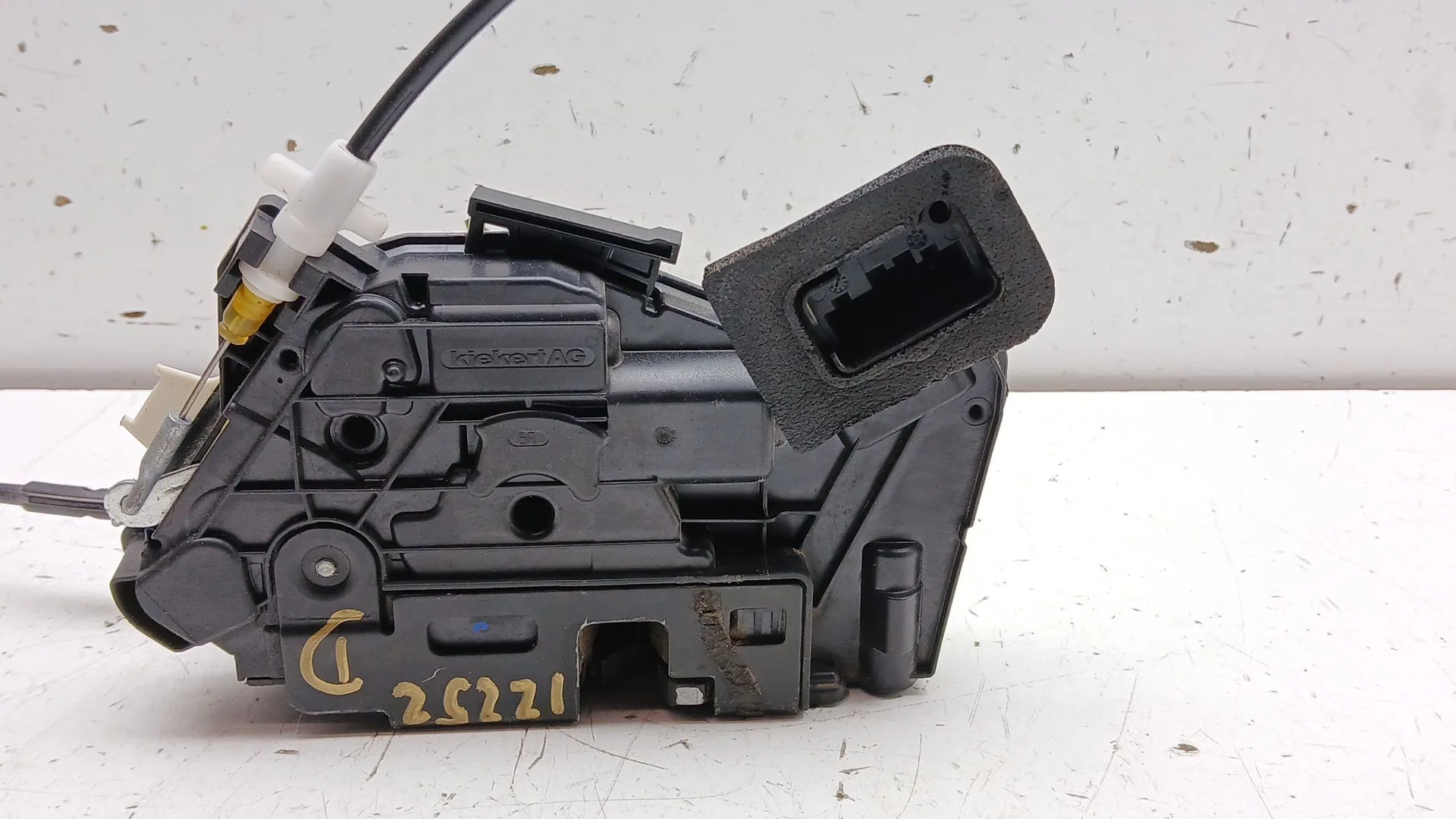 Cerradura Puerta Delantera Derecha para Skoda Octavia Lim. (5E3)