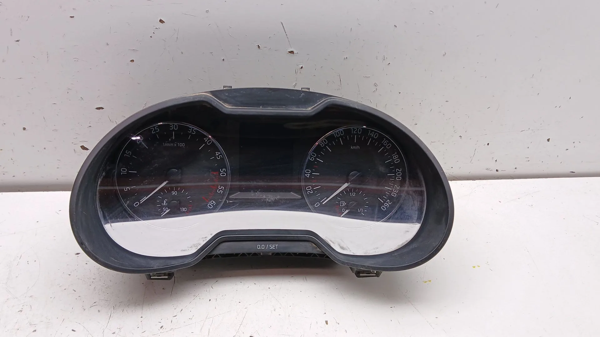 Cuadro Instrumentos para Skoda Octavia Lim. (5E3)