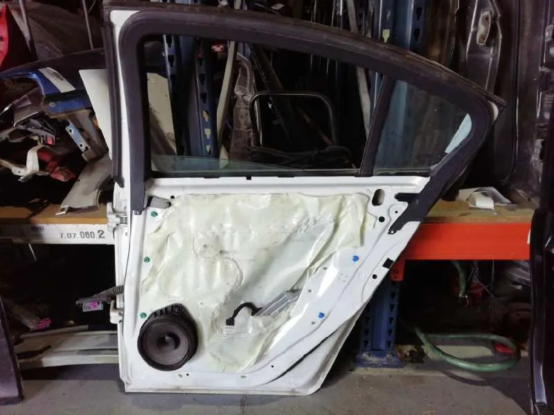 Puerta Trasera Derecha para Chevrolet Cruze