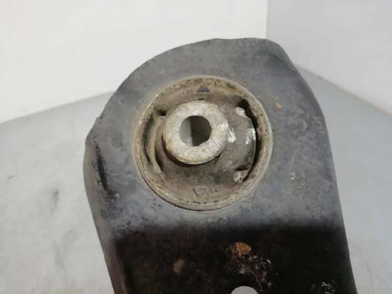 Brazo Suspension Inferior Delantero Derecho para Skoda Fabia