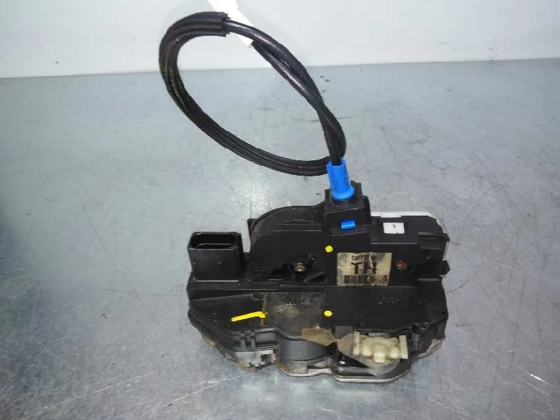 Cerradura Puerta Delantera Derecha para Opel Astra J Lim.
