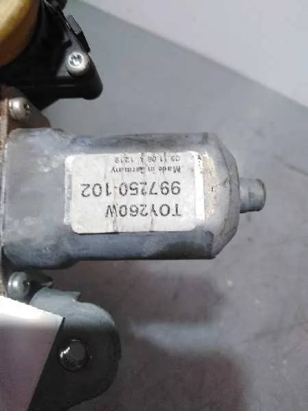 Elevalunas Trasero Derecho para Toyota Corolla Verso (R1)