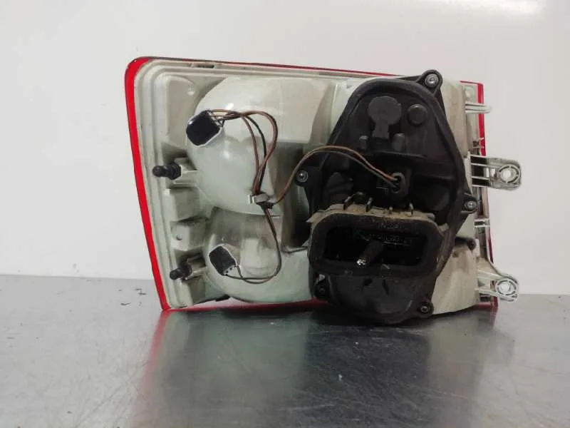 Piloto Trasero Derecho para Skoda Octavia Lim. (5E3)