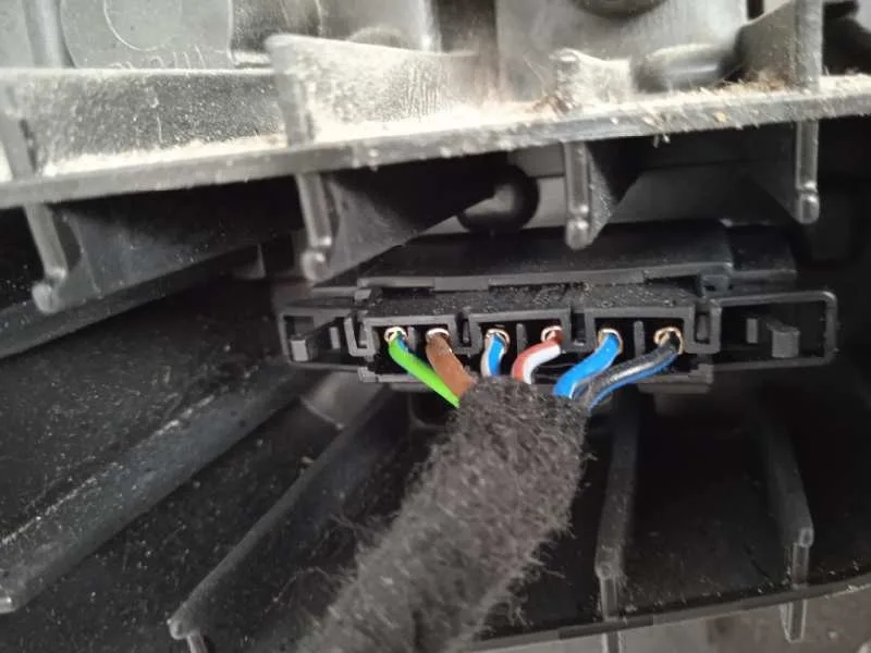 Piloto Trasero Derecho para Skoda Octavia Lim. (5E3)