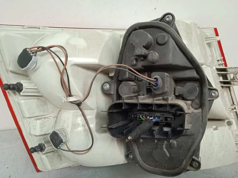 Piloto Trasero Derecho para Skoda Octavia Lim. (5E3)
