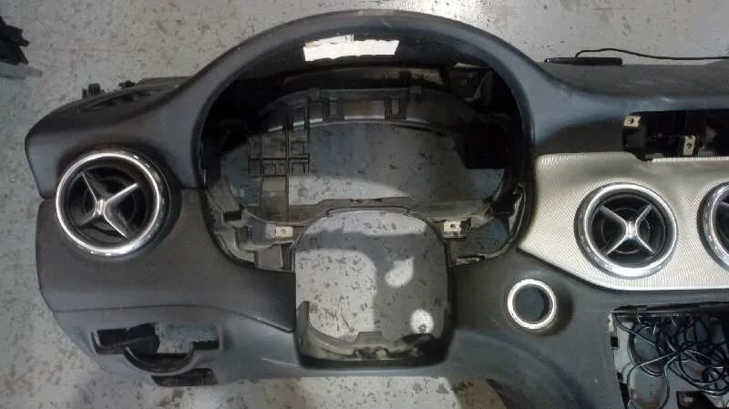Salpicadero para Mercedes-Benz Clase Gla (W156)