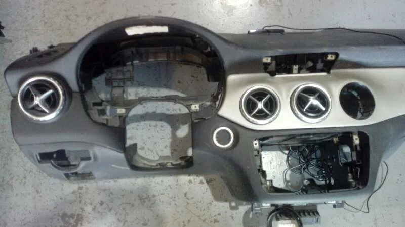 Salpicadero para Mercedes-Benz Clase Gla (W156)